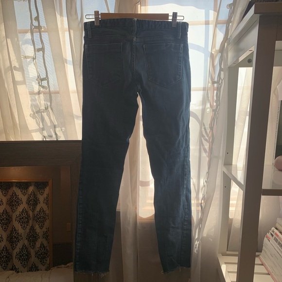 Gorgeous Banana Republic Jeans - Picture 3 of 3